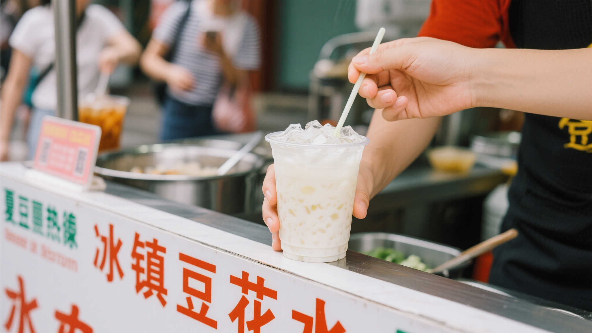 来到贵州遵义，美国球员喝点啥